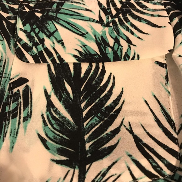 🔴LAST CHANCE 🔴 Apt 9 XS collared convertible top - Picture 4 of 8